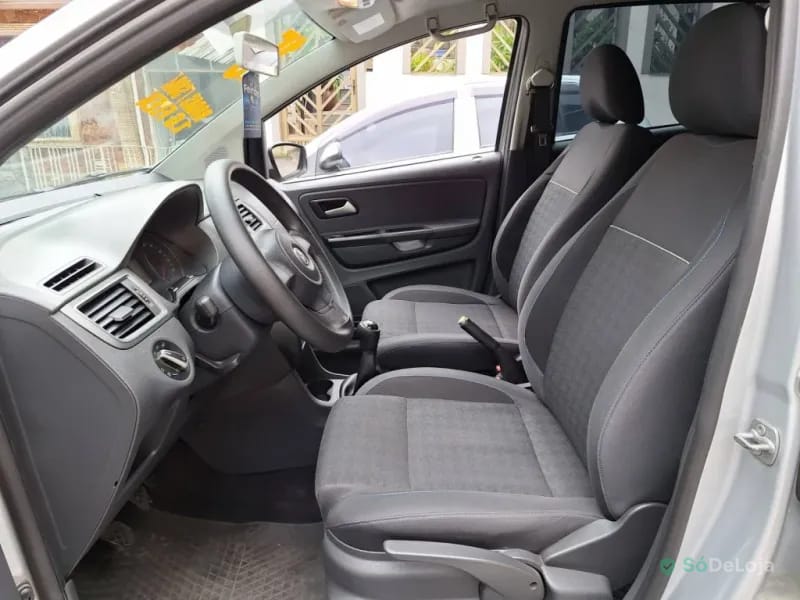 Volkswagen FOX MSI Comfortline 8V Flex 4P Manual — foto 12