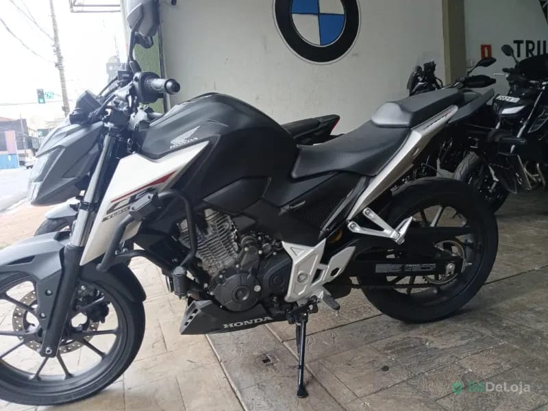 Honda CB 300F Twister CBS Naked — foto 2