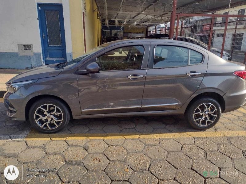 Fiat Cronos 16V Flex Aut. — foto 3