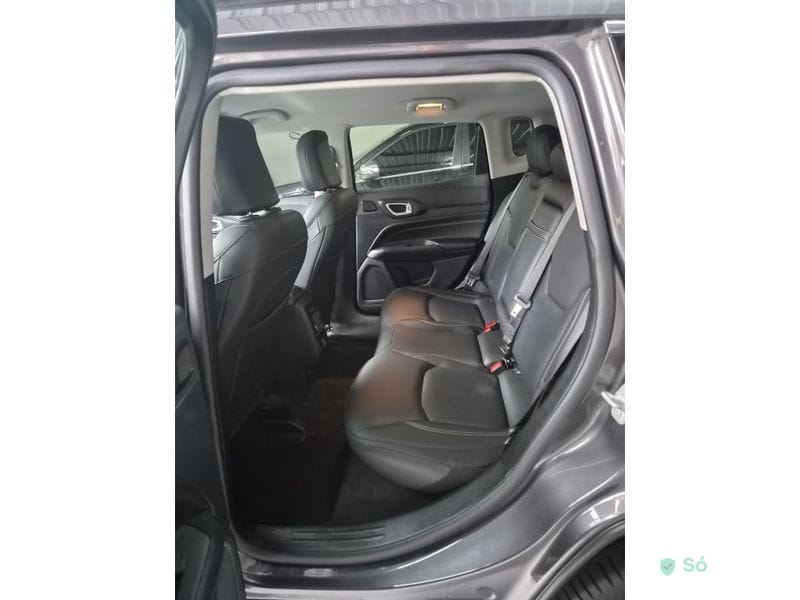 Jeep Compass T270 Turbo Longitude At6 — foto 8