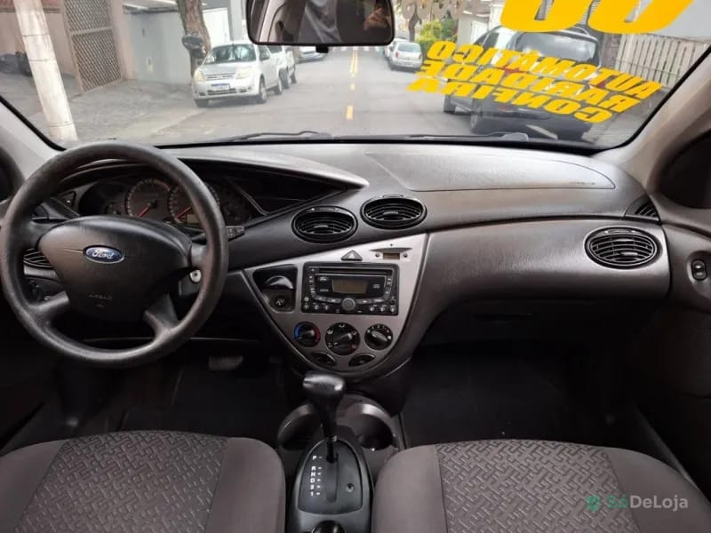 Ford Focus Ghia 16V Gasolina 4P Automático — foto 7