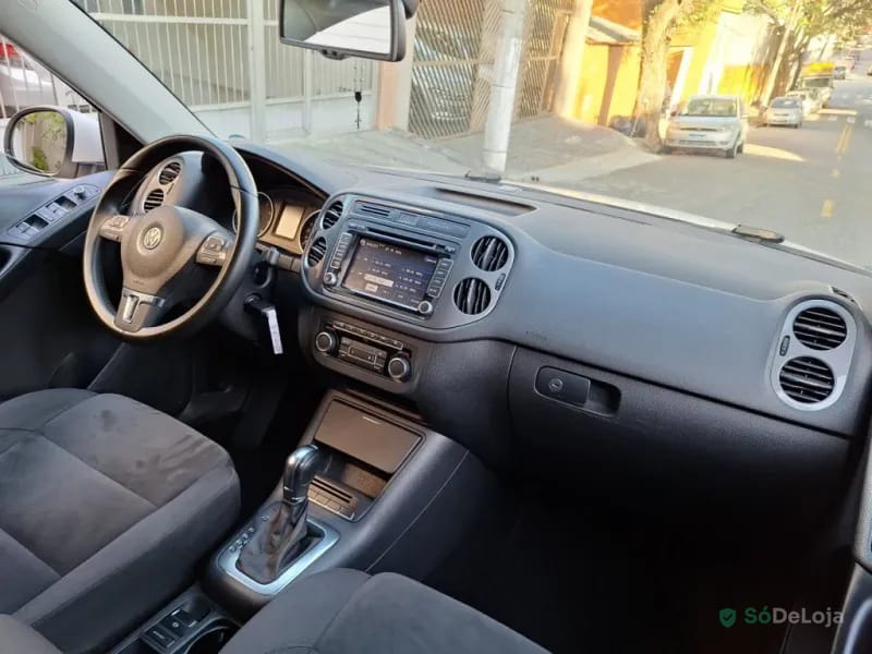 Volkswagen Tiguan TSI 16V Turbo Gasolina 4P TIPTRONIC — foto 11
