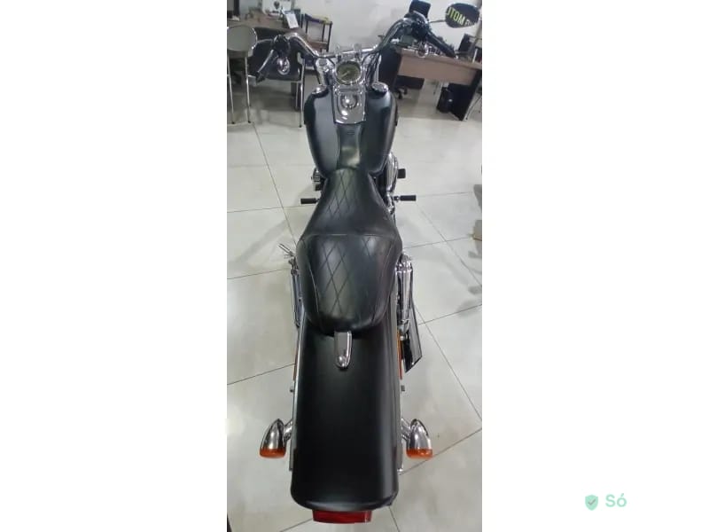 Harley-Davidson Dyna FAT Bob Custom — foto 10