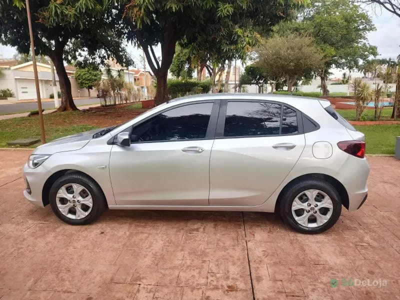 Chevrolet Onix Hatch LT 1.0 12V Flex 5p Mec. — foto 7