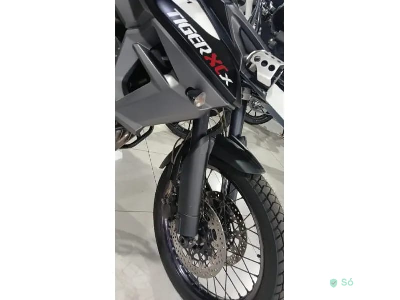 Triumph Tiger 800 XCX Trail — foto 7