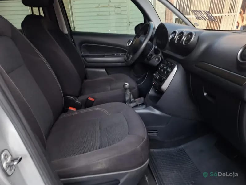 Citroën C3 Picasso 1.5 Flex GLX Manual — foto 11