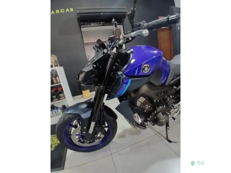 Yamaha MT-09 Naked — foto 6