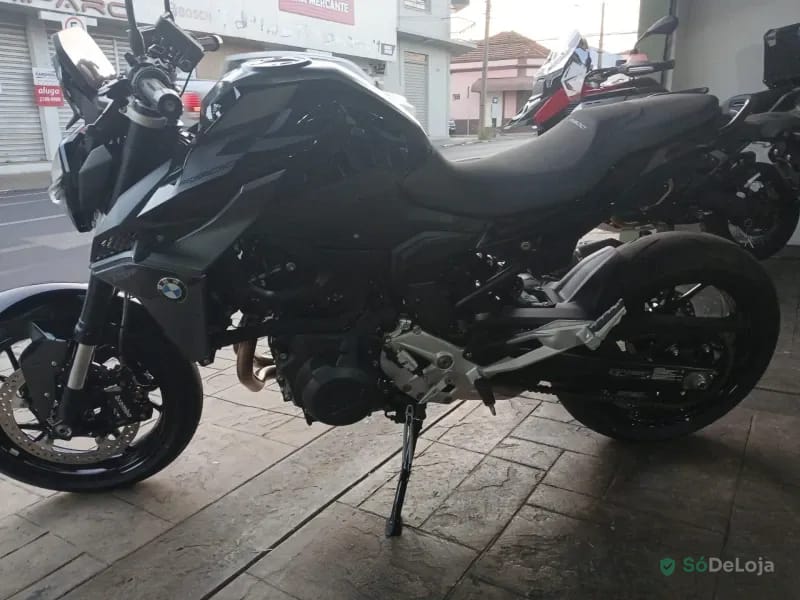 BMW F 900 R Sport Plus Naked — foto 3