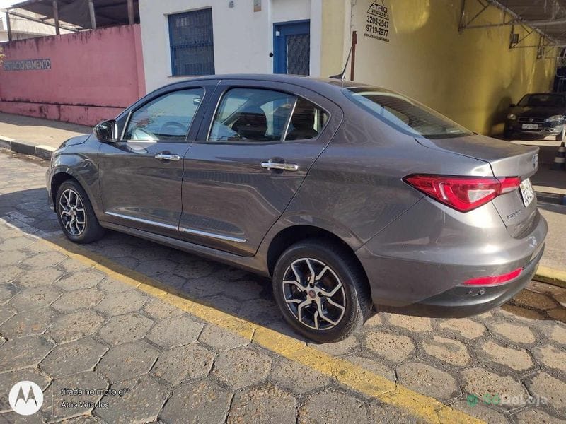 Fiat Cronos 16V Flex Aut. — foto 7