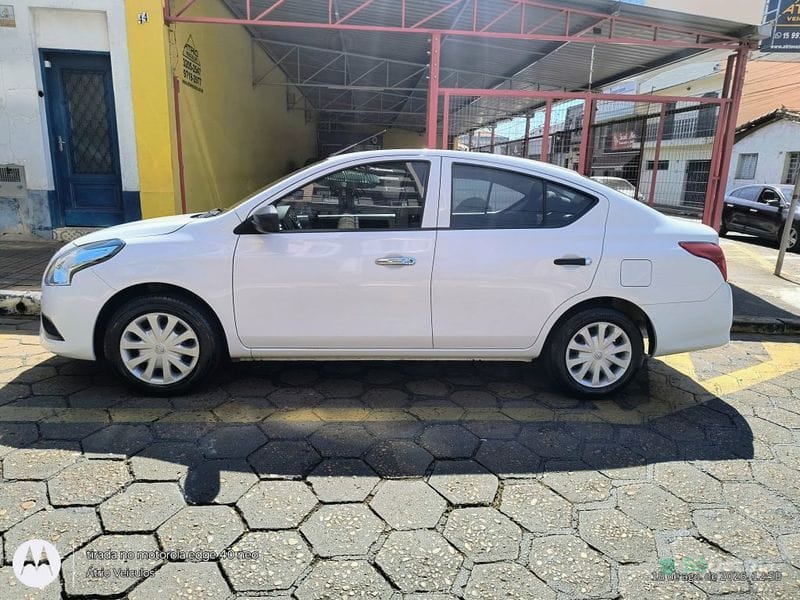 Nissan Versa V-Drive 1.6 16V Flex Mec. — foto 3