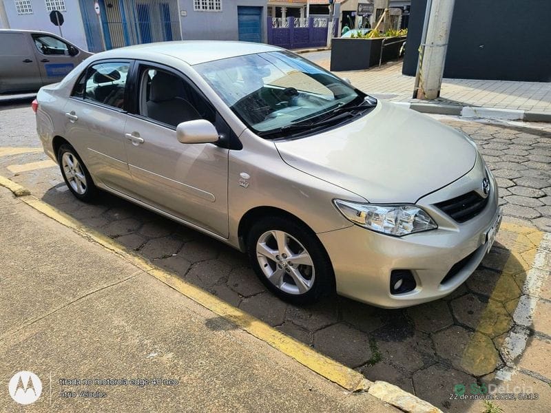Toyota Corolla GLi 1.8 Flex 16V Mec. — foto 2