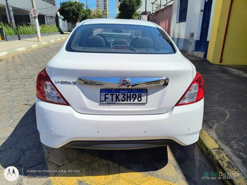 Nissan Versa V-Drive 1.6 16V Flex Mec. — foto 6