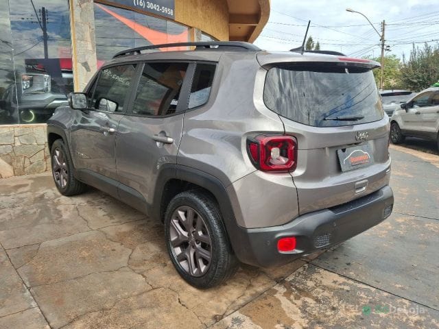 Jeep Renegade Longitude 1.8 4x2 Flex 16V Aut — foto 7
