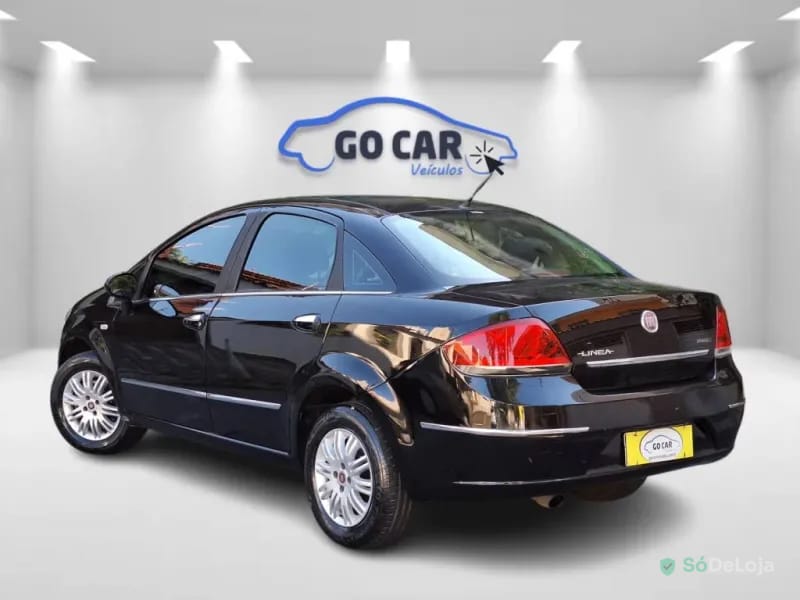 Fiat Linea Essence 16V Flex 4P Automatizado — foto 5