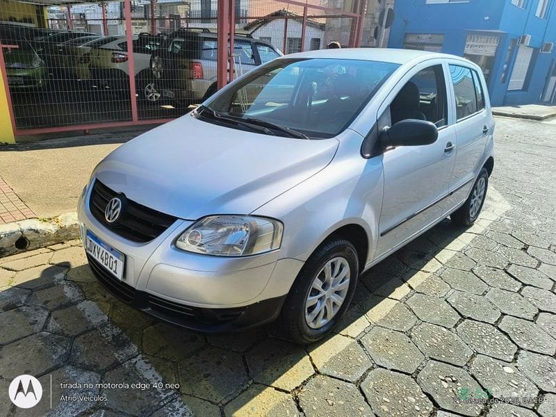 Volkswagen Fox City 1.0 Mi/ 1.0Mi Total Flex 8V 5p — foto 2