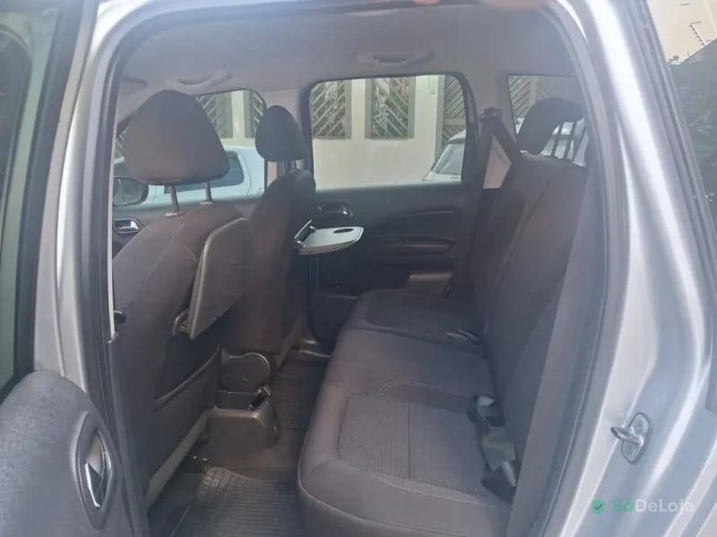 Citroën C3 Picasso 1.5 Flex GLX Manual — foto 12