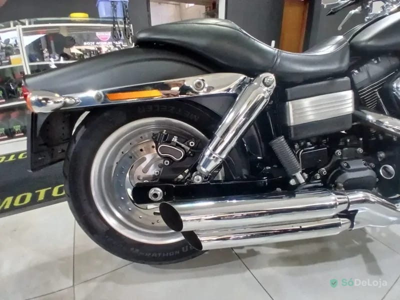 Harley-Davidson Dyna FAT Bob Custom — foto 4