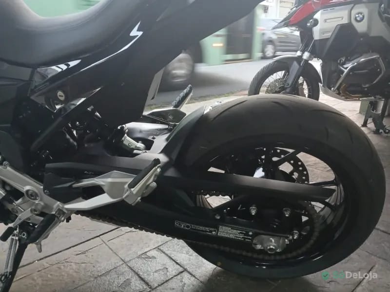 BMW F 900 R Sport Plus Naked — foto 11