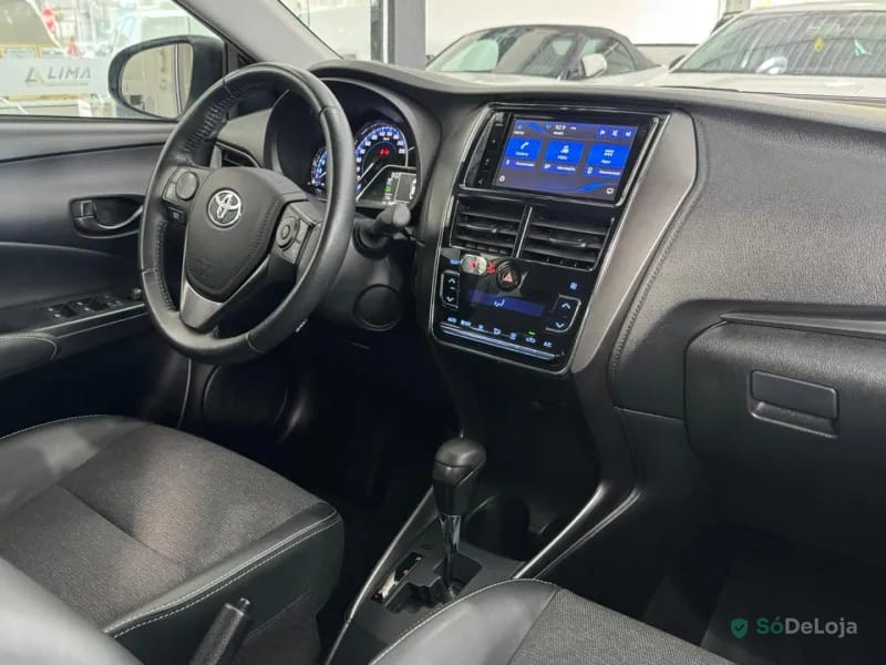 Toyota Yaris XS Sedan Flex Aut — foto 10