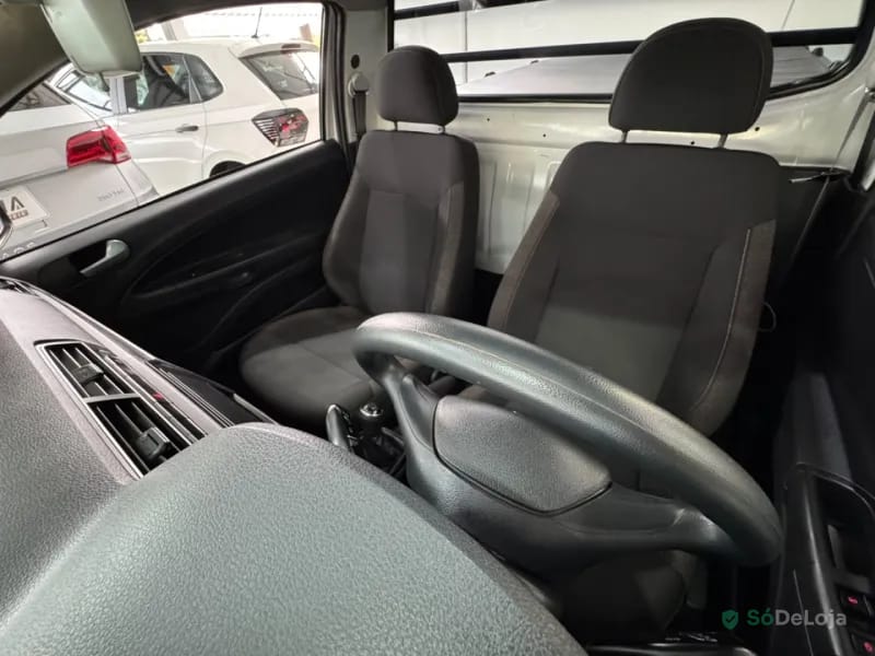 Volkswagen Saveiro Robust Total Flex — foto 13