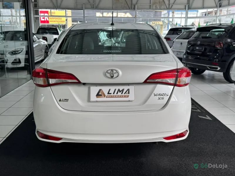 Toyota Yaris XS Sedan Flex Aut — foto 6