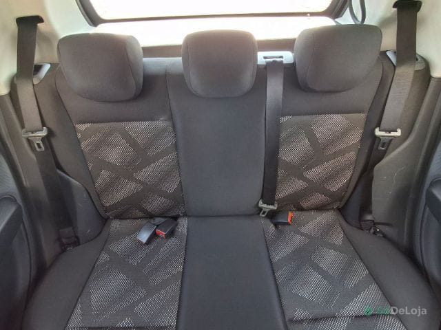Fiat Mobi — foto 9