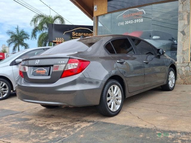 Honda Civic Sedan LXS 1.8/1.8 Flex 16V Mec. 4p — foto 5