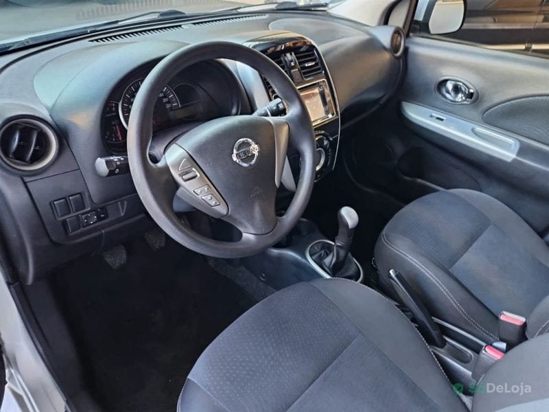 Nissan March SL Manual — foto 8