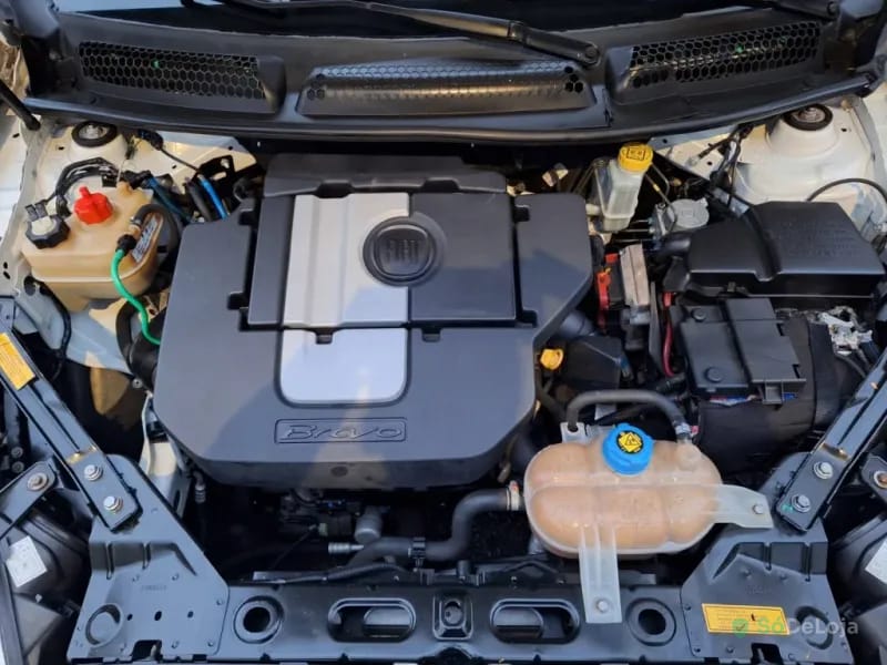 Fiat Bravo Essence 16V Flex 4P Automático — foto 3