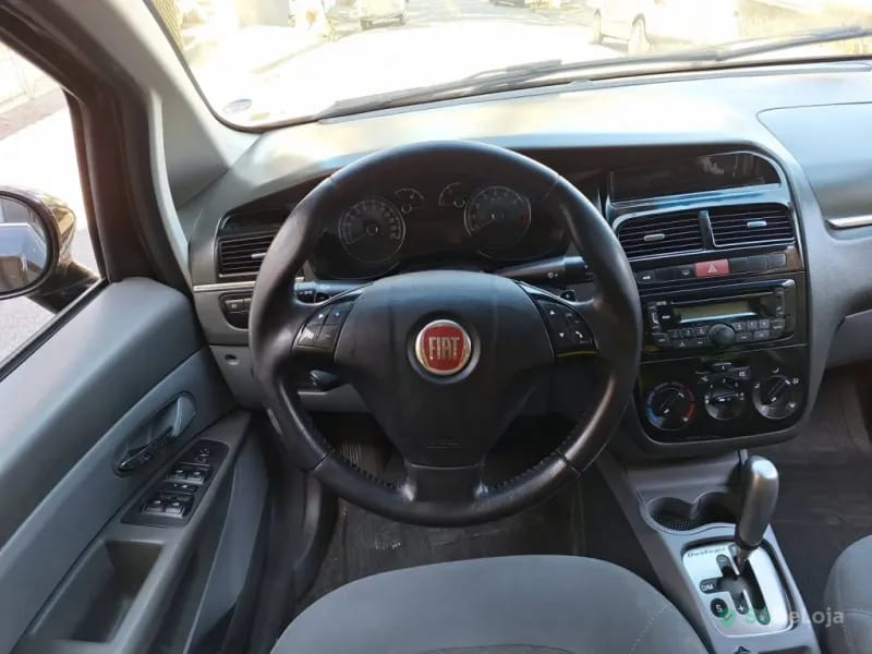 Fiat Linea Essence 16V Flex 4P Automatizado — foto 9