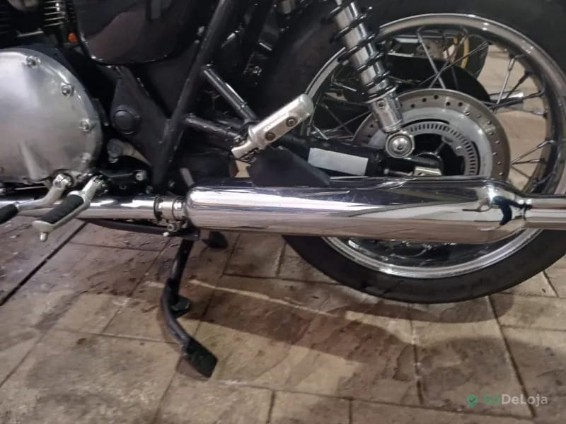 Triumph Bonneville T120 1200 Custom — foto 5