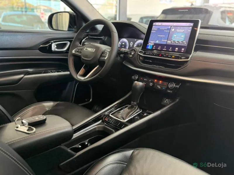 Jeep Compass T270 TB 4X2 Flex Aut — foto 9