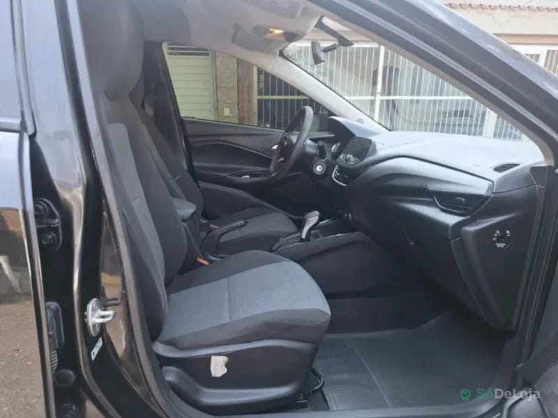 Chevrolet Onix Turbo Flex Plus Automático — foto 12