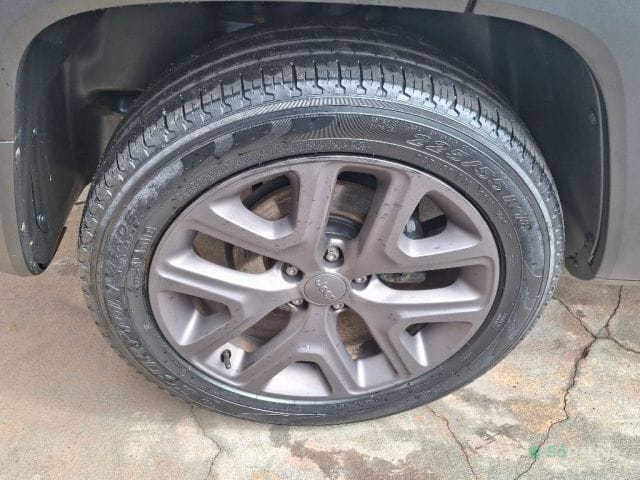Jeep Renegade Longitude 1.8 4x2 Flex 16V Aut — foto 4