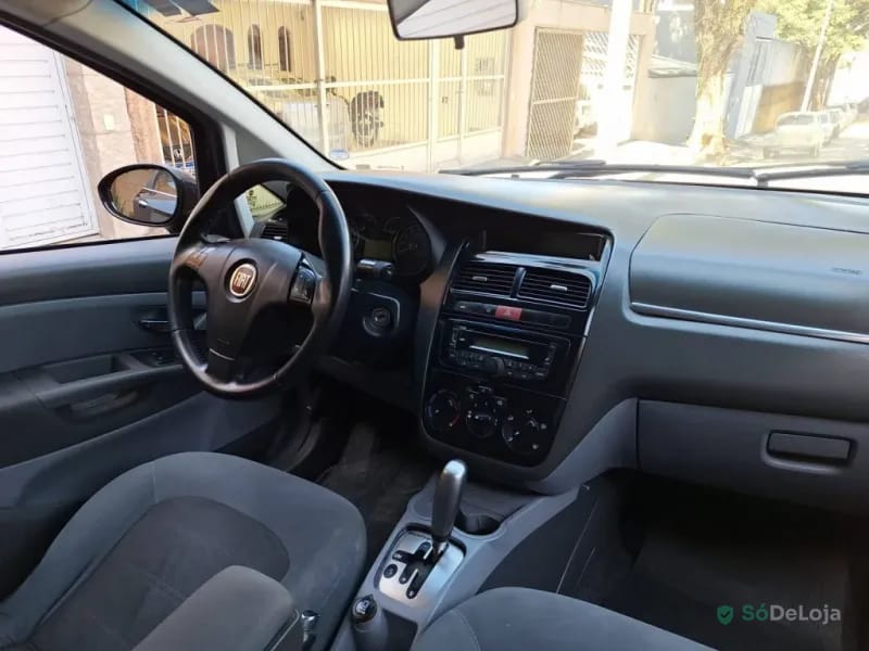 Fiat Linea Essence 16V Flex 4P Automatizado — foto 12