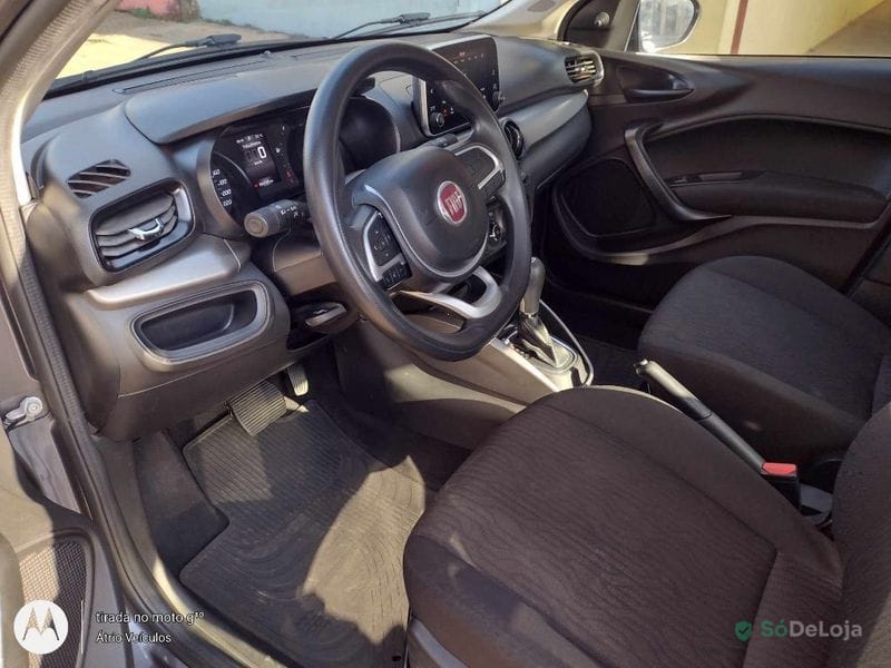 Fiat Cronos 16V Flex Aut. — foto 9
