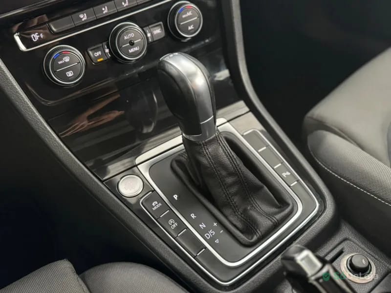 Volkswagen Golf Highline TSI 140CV Aut — foto 11