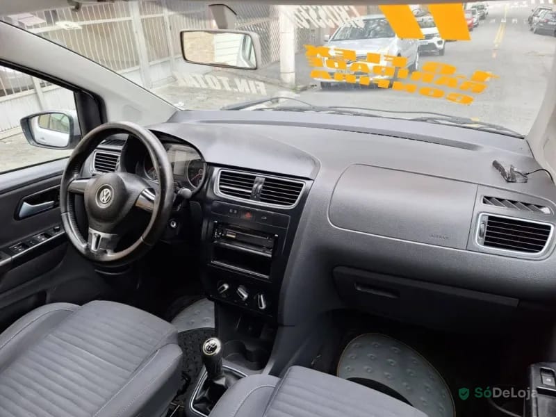 Volkswagen Crossfox MI 8V Flex 4P Manual — foto 12