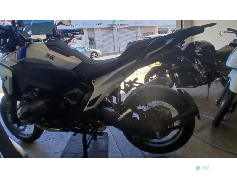BMW R 1300 GS Trail — foto 4