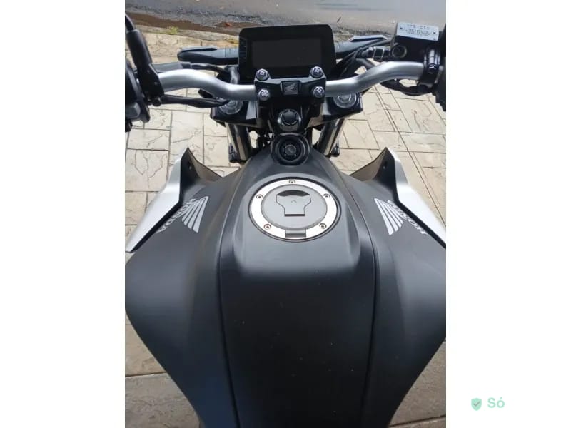 Honda CB 300F Twister CBS Naked — foto 5