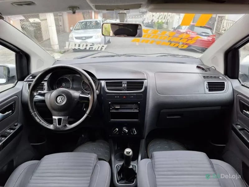 Volkswagen Crossfox MI 8V Flex 4P Manual — foto 8