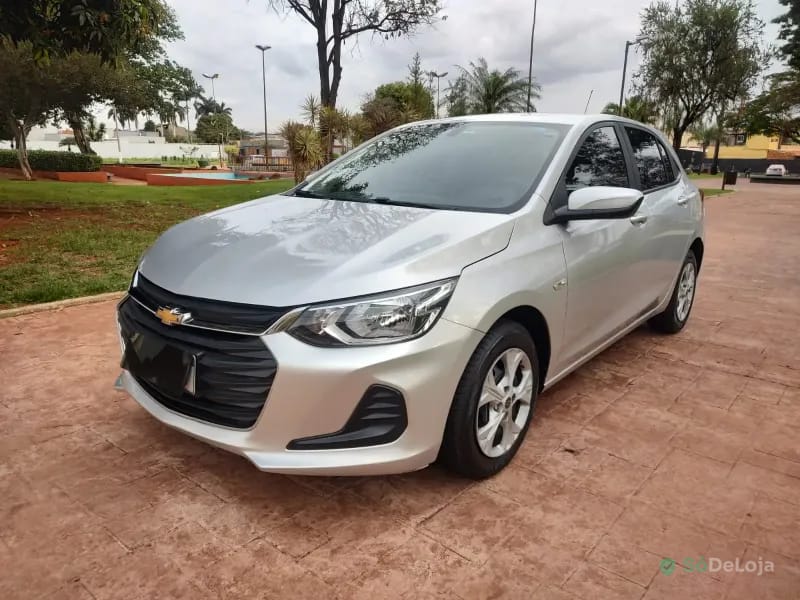 Chevrolet Onix Hatch LT 1.0 12V Flex 5p Mec. — foto 3