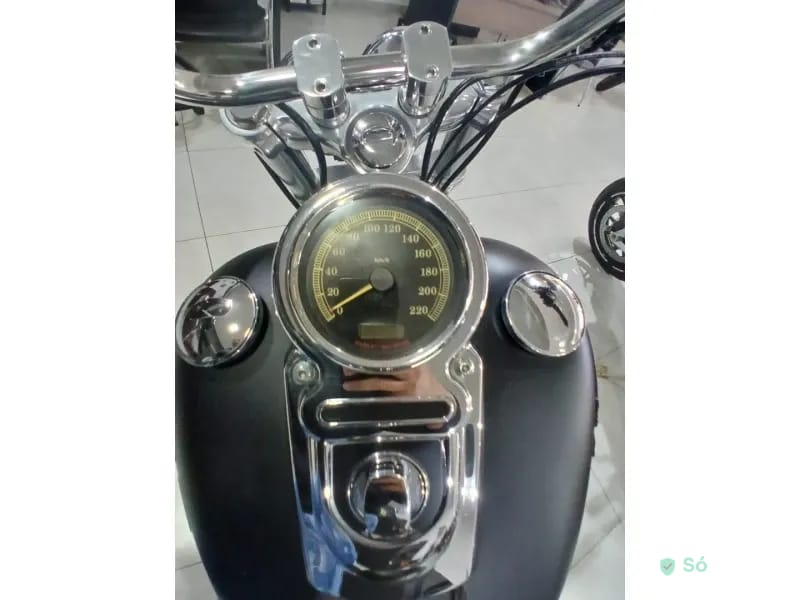 Harley-Davidson Dyna FAT Bob Custom — foto 7